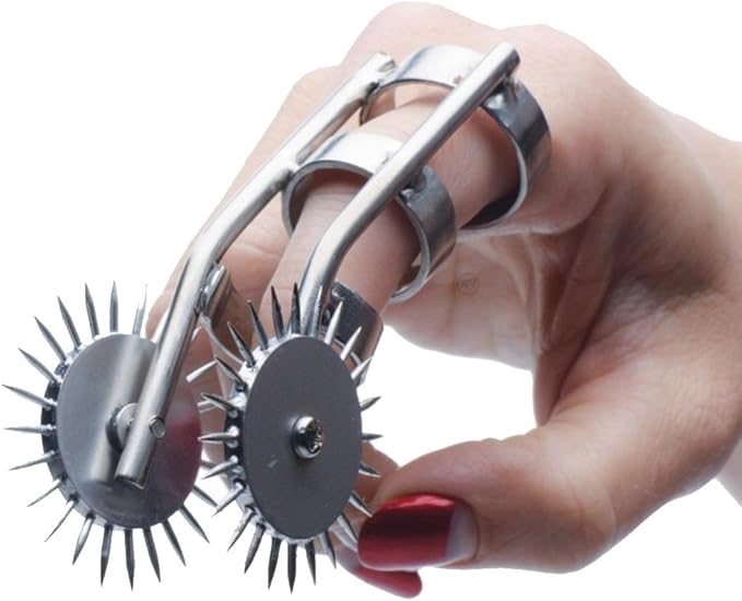 Spikes Double Finger Pinwheel