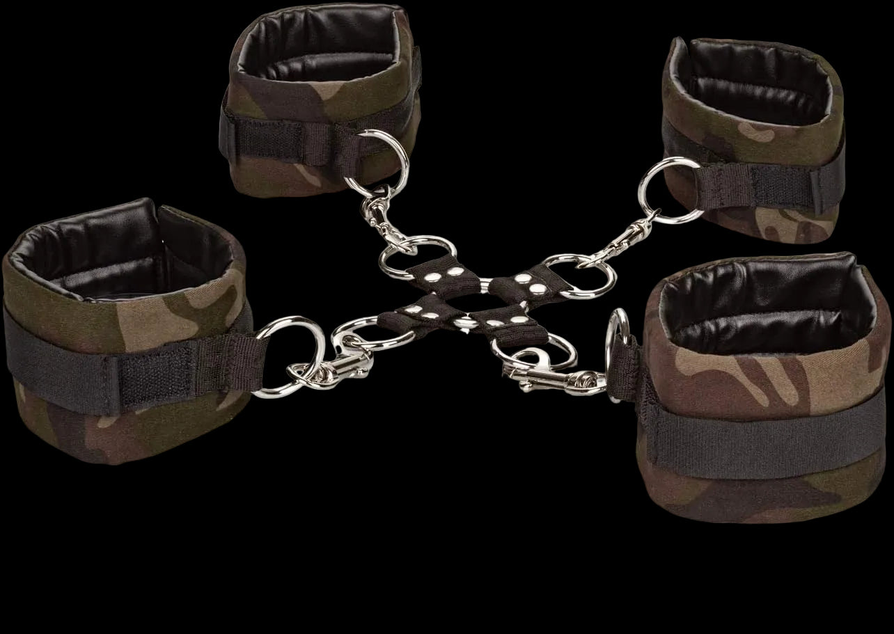 COLT Camo Hog Tie